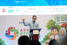 Wamendagri Bima Arya Sugiarto membuka AOE 2026 di ICE BSD, Tangerang, Banten, Kamis (27/8/2026). Foto: Puspen Kemendagri.