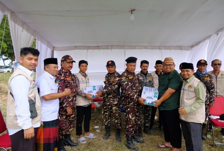 Posko kesehatan relawan LDII di sekitar lokasi Muktamar Ke-35 NU.