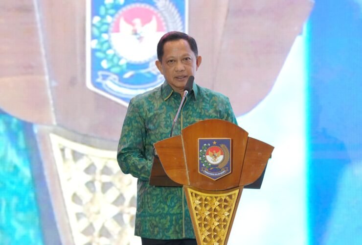 Mendagri Tito Karnavian saat memberikan sambutan di Badung Bali