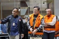 KPK Tahan Empat Tersangka Korupsi Komisi Asuransi Perkapalan Jasindo