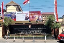 Tampak depan Kantor Polresta Gowa. Foto Azhari/InsertRakyat.com. (6 Juli 2026).