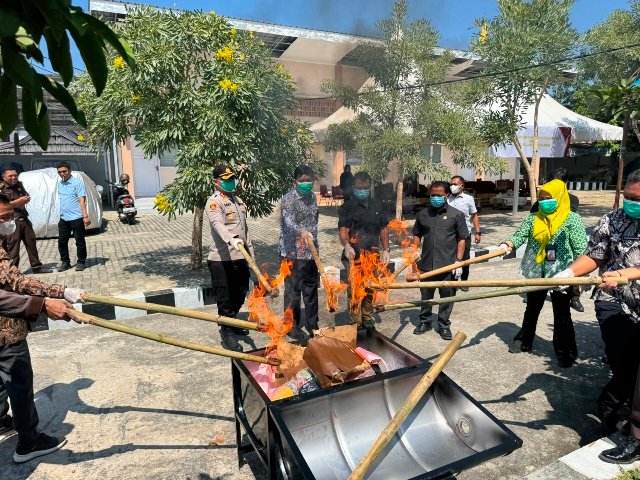 Kapolres Polman Hadir Saat 96 Perkara Dieksekusi