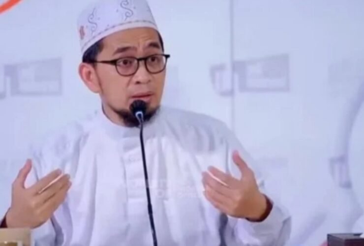 Ustaz Adi Hidayat Bagikan Pesan Penyejuk Jiwa Lewat WhatsApp, Ajak Umat Menata Hati dan Iman