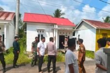 Foto: Personel Polres Tanjung Jabung Barat di lokasi kejadian.