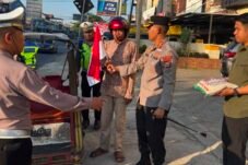 POLRESTA GOWA TEBAR HELM DAN SEMANGAT KEMERDEKAAN