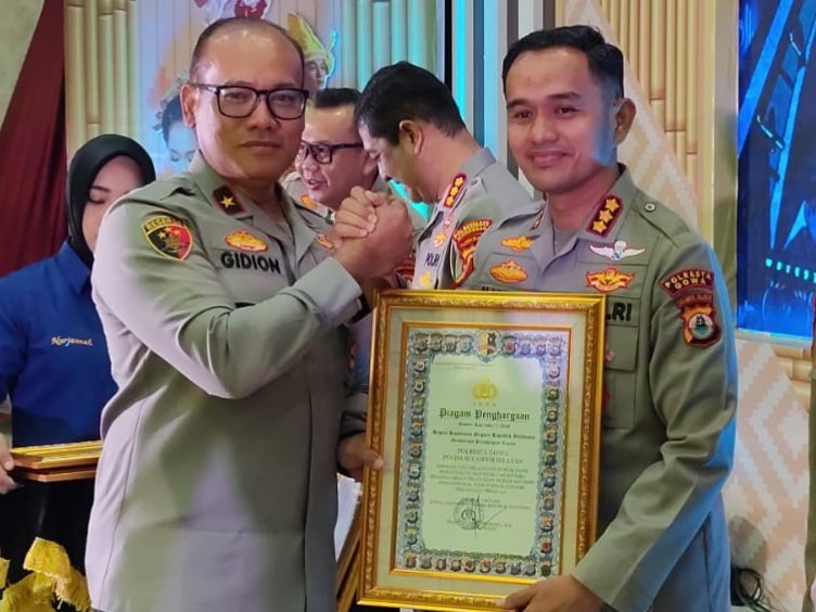 Mabes Polri Ganjar Polresta Gowa Nilai A