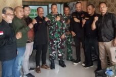 Rombongan PAC GRIB JAYA Waru saat audiensi dengan Wadanramil Waru Pamudji dan jajaran Koramil.