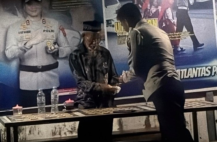 Saat Kota Terlelap, AKP Hasan Hadir Untuk Masyarakat