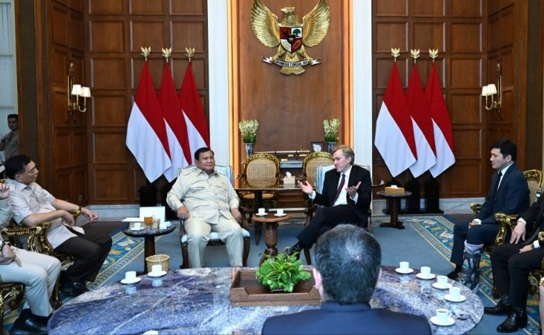 Prabowo Bahas Penguatan Kemitraan Indonesia-AS dengan Elbridge Colby