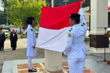 Paskibra SMK Negeri 1 Sinjai Bertugas di HUT Mahkamah Agung