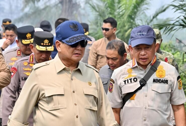 Prabowo Tinjau Karhutla Kubu Raya, Tito Tak Ketinggalan