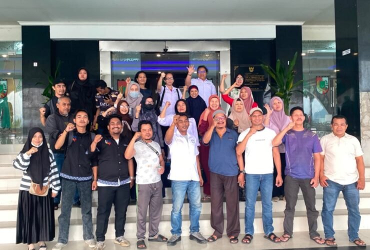 Kompor Riau meminta Wali Kota Pekanbaru menyelesaikan persoalan Pasar Kodim terkait HGB, dokumen pengelolaan, dan pembayaran kios.