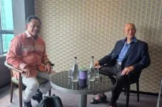 Mendagri Tito Karnavian menjenguk Wali Nanggroe Aceh Tgk. Malik Mahmud di Penang, Malaysia.