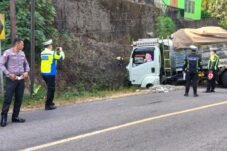 Polisi Selidiki Kecelakaan Libatkan Motor dan Truk di Sinjai