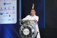 Direktur Jenderal Perhubungan Darat Aan Suhanan memberikan pengarahan dalam Community Gathering IPOMI di Jakarta, Senin (21/9/2026).