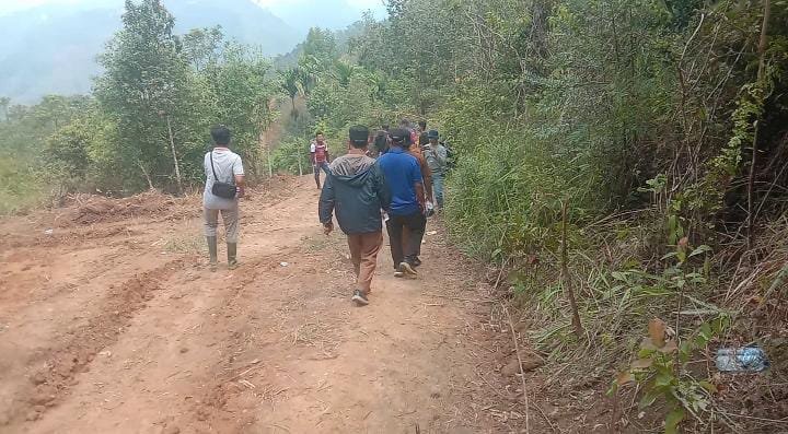 Tim gabungan Polres Tanah Datar dan Pemerintah Kabupaten Tanah Datar melakukan pengecekan lokasi yang dilaporkan terkait dugaan aktivitas PETI di Nagari Balimbiang, Kecamatan Rambatan.