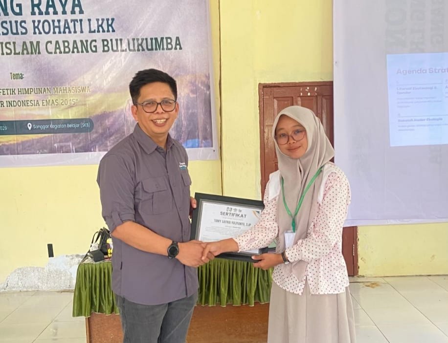 KEPEMIMPINAN EKOTEOLOGI PEREMPUAN DAN LINGKUNGAN