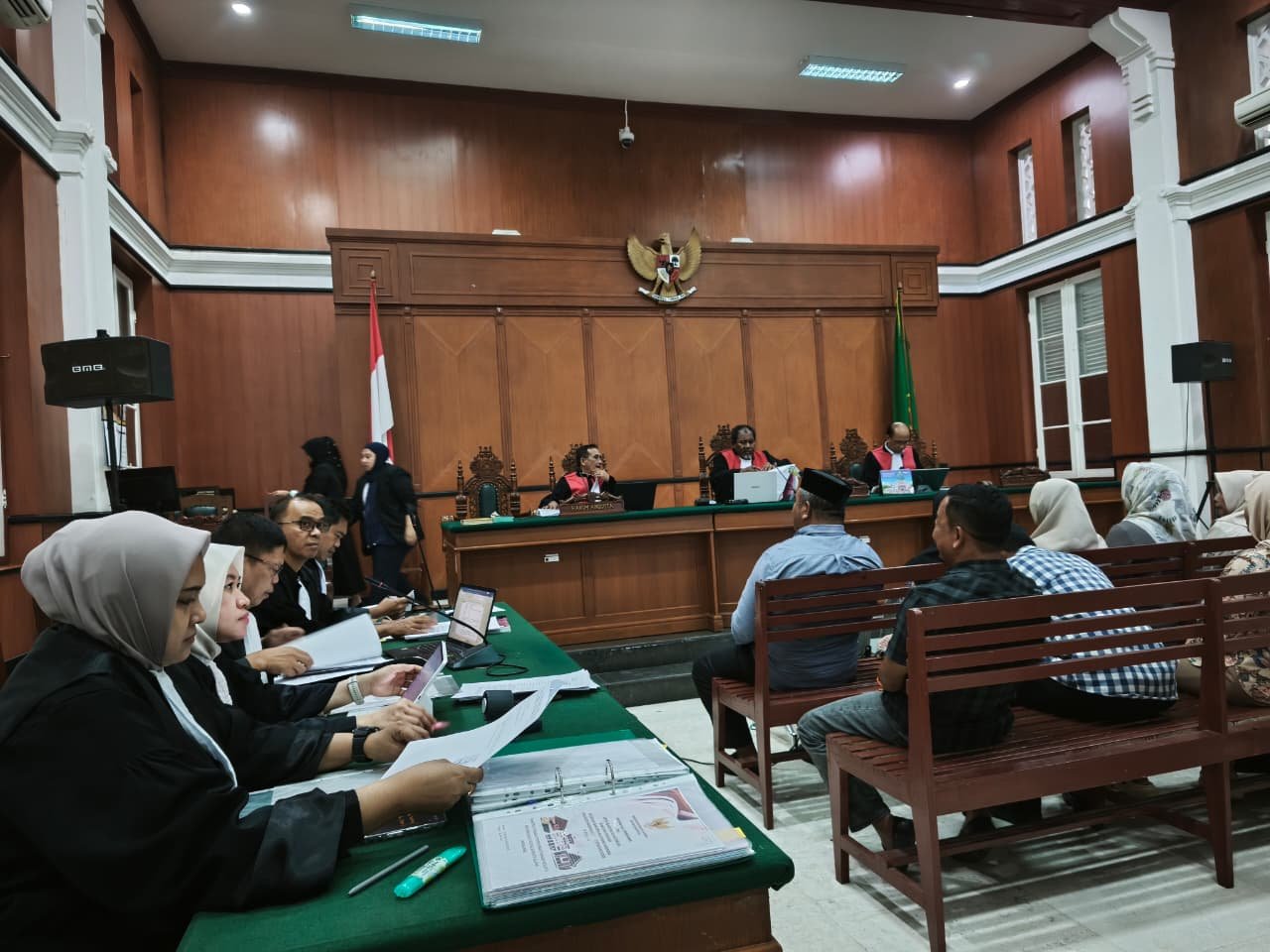 Keterangan Foto: Sidang lanjutan perkara dugaan korupsi pengadaan bibit nanas DTPH-BUN Sulawesi Selatan Tahun Anggaran 2024 di Pengadilan Tipikor Makassar, Senin (19/10/2026).