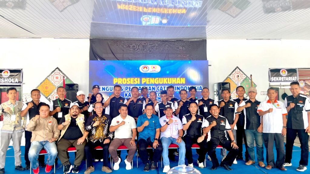 Pengukuhan Pengurus Percasi Kabupaten Kolaka masa bakti 2026–2030 di Alun-Alun 19 November, Kabupaten Kolaka, Sabtu, 3 Oktober 2026. (dok.foto. Ibhar/Insertrakyat.com).