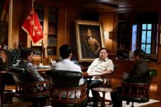 Prabowo Minta Komunikasi Pemerintah Lebih Sederhana dan Dialogis