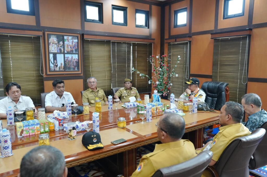 Mendagri Tito Pimpin Rakor: Bahas Infrastruktur Jalan di Perbatasan Kaltara, Target Tuntas 2029 