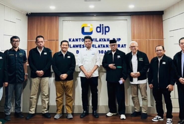 Kepala Kanwil DJP Sulselbartra Imanul Hakim menerima kunjungan Pengda IKPI Sulselbartra-Maluku-Papua dan IKPI Cabang Makassar di Makassar, 5 Oktober 2026.