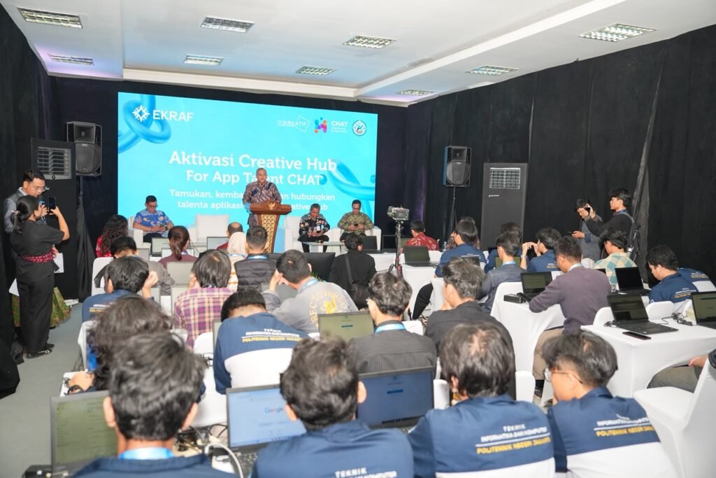 Direktur Aplikasi Kementerian Ekonomi Kreatif, Tri Wahyudi, dalam peluncuran program Creative Hub for App Talent (CHAT) di Jakarta Utara, Kamis (8/10/2026).