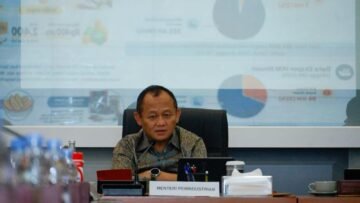 Menteri Perindustrian Muhammad Sarmuji mendorong pengembangan kawasan industri sebagai Proyek Strategis Nasional (PSN) untuk mempercepat hilirisasi dan pemerataan investasi nasional.