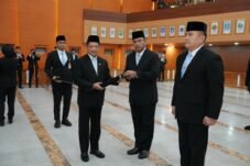 Menteri Dalam Negeri Muhammad Tito Karnavian dalam pelantikan pejabat di lingkungan Kementerian Dalam Negeri di Jakarta.
