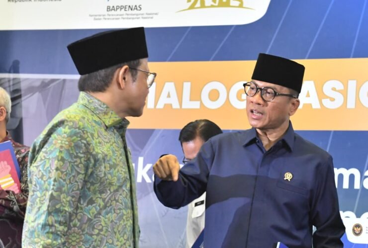 Kemendes PDT siap memperkuat kolaborasi lintas kementerian untuk memberdayakan masyarakat desa dan mempercepat pengentasan kemiskinan menuju Indonesia Emas 2045.