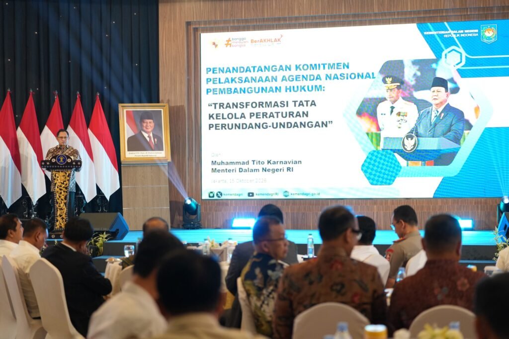 Menteri Dalam Negeri Muhammad Tito Karnavian dalam Forum Nasional Pembangunan Hukum Tahun 2026 di Jakarta, 15 Oktober 2026.