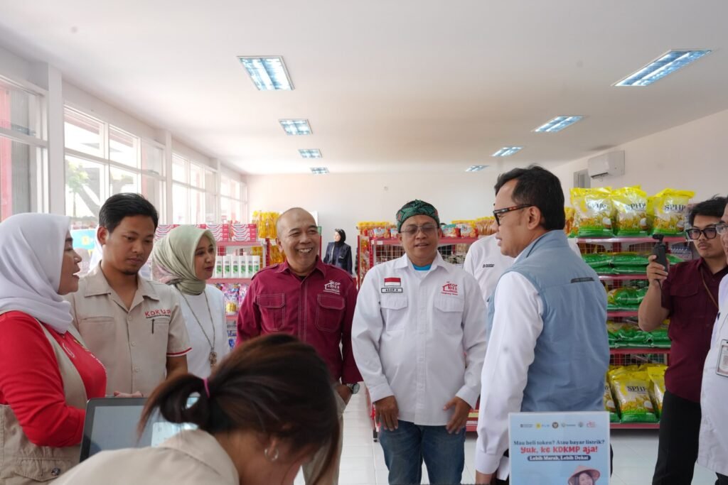 Aktivitas operasional Koperasi Desa/Kelurahan Merah Putih.