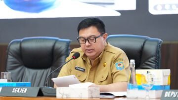 Tomsi Tohir membahas evaluasi kenaikan harga cabai dalam rapat koordinasi pengendalian inflasi Kemendagri.
