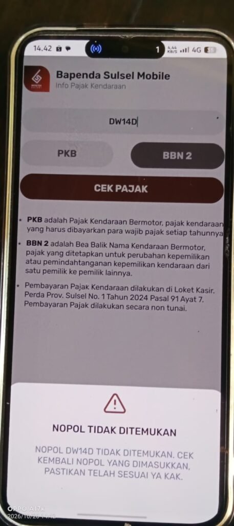 Photo: Tampilan Aplikasi Basul mobile saat dicek kembali soal Data Pajak mobil Samsat Kabupaten Sinjai, terlihat tidak dapat diakses. ( Selasa). 
