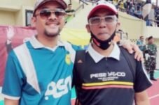 Foto: Dr. Sunarto (kanan), Ketua Mahkamah Agung RI, dan Syamsul Bahri (kiri), Ketua Umum FORSIMEMA-RI. FORSIMEMA-RI berharap KMA segera melantik Dr. Sobandi sebagai Sekretaris Mahkamah Agung definitif.