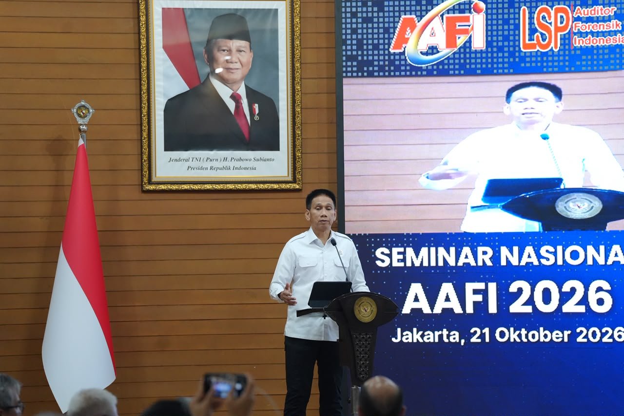 Wakil Menteri Dalam Negeri Akhmad Wiyagus saat menjadi narasumber dalam Seminar Nasional AAFI Tahun 2026 di Jakarta, Rabu (21/10/2026).