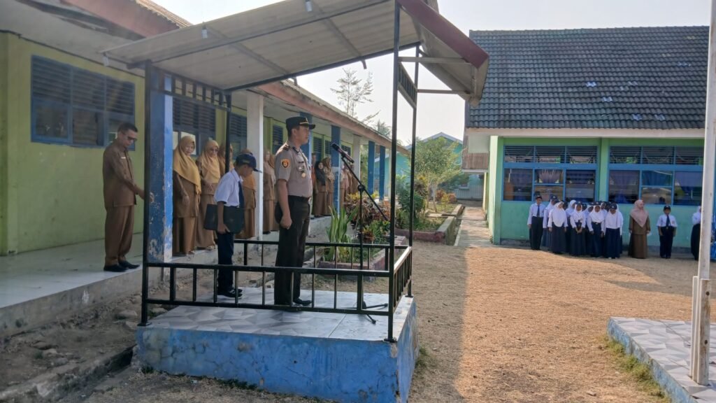 Police and Community Partnership, Kapolsek Eremerasa Jalankan Program Polri Bersama Masyarakat