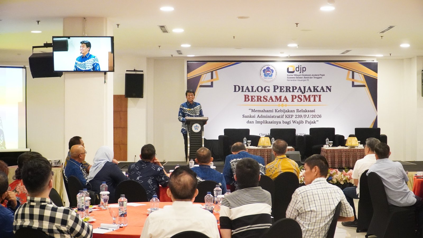 Dialog perpajakan Kanwil DJP Sulselbartra bersama PSMTI di Hotel Claro Makassar pada 22 Oktober 2026.
