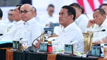 Menteri Pertanian Andi Amran Sulaiman melaporkan stok beras nasional kepada Presiden Prabowo Subianto.