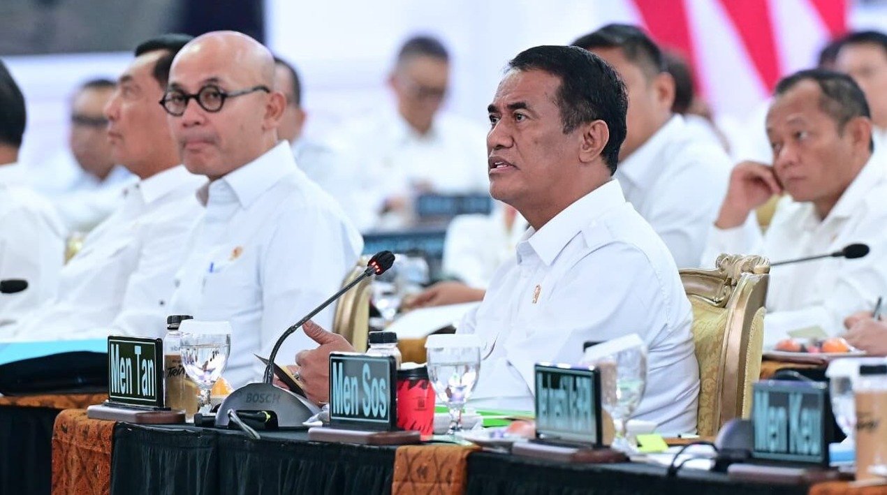 Menteri Pertanian Andi Amran Sulaiman melaporkan stok beras nasional kepada Presiden Prabowo Subianto.