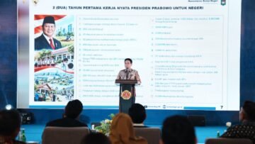 Wamendagri Akhmad Wiyagus dalam acara Bulan Bakti Nasional Karang Taruna 2026 di Yogyakarta.