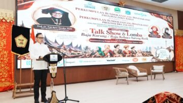 Wakil Menteri Dalam Negeri Bima Arya Sugiarto menghadiri kegiatan Perkumpulan Bundo Kanduang Minangkabau Provinsi Jawa Barat dan DKI Jakarta di Gedung SMESCO, Jakarta, pada 25 Oktober 2026. Kegiatan tersebut membahas pelestarian adat Minangkabau, pewarisan nilai agama, dan pembinaan Generasi Z.