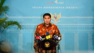 Menteri Perumahan dan Kawasan Permukiman (PKP) Maruarar Sirait memberikan keterangannya usai diterima Presiden Prabowo Subianto di Kompleks Istana Kepresidenan, Jakarta, pada Senin, 26 Oktober 2026. Foto: BPMI Setpres