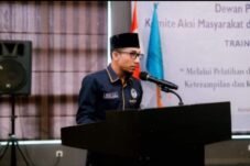 Seno Aji, Ketua Umum DPP KAMPUD, meminta Plt Direktur RSUD KH. Ahmad Hanafiah, Eva Susanti, kooperatif dalam proses hukum terkait laporan dugaan penyimpangan pengadaan alat kesehatan tahun anggaran 2026.