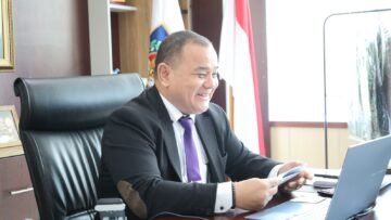Dr. T.R. Fahsul Falah, S.Sos., M.Si., Kepala Pusat Strategi Kebijakan Kewilayahan, Kependudukan dan Pelayanan Publik, dengan gagasan kebijakan Atase Kependudukan untuk meningkatkan pelayanan administrasi kependudukan bagi WNI di luar negeri.