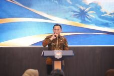 Dirjen Otonomi Daerah Kemendagri Cheka Virgowansyah menyampaikan arahan dalam Rapat Koordinasi Ketatalaksanaan dan Kebijakan TPP ASN di Jakarta, Jumat (30/10/2026).