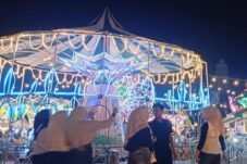 Pasar malam di Idi Rayeuk ramai dikunjungi pengunjung