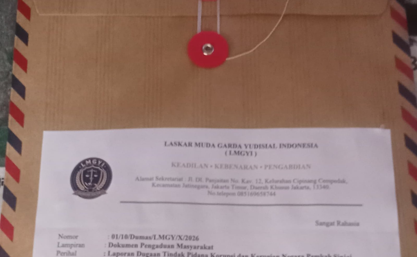 Dokumen laporan LMGYI terkait dugaan penyimpangan Pemkab Sinjai yang diadukan ke KPK.