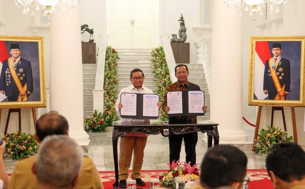 KPK menyerahkan dua aset rampasan negara kepada Pemprov DKI Jakarta untuk dimanfaatkan bagi pelayanan publik.