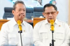 Tito Karnavian Bahas Target 26.036 Huntap dan Pemulihan Ekonomi Pascabencana Sumatera Bersama Menteri KKP